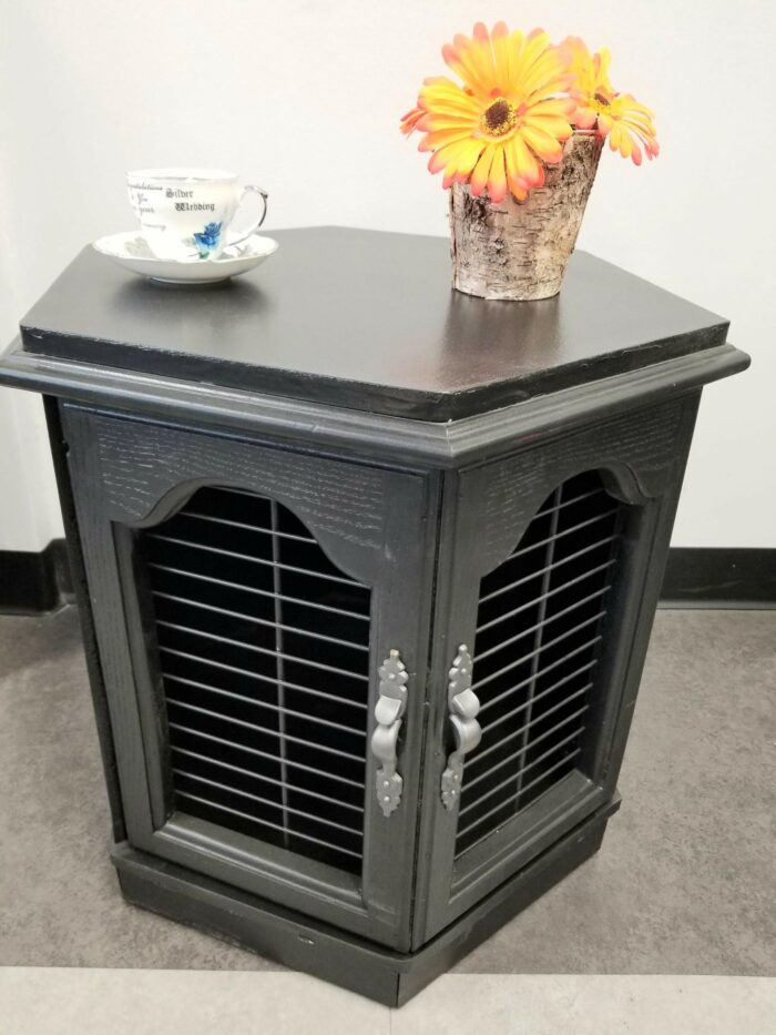 Black Pet Bed - Image 2