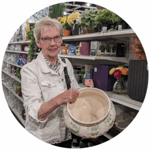Elly Grosenick | Thrifting Hall of Fame, Donor of the Year 2023