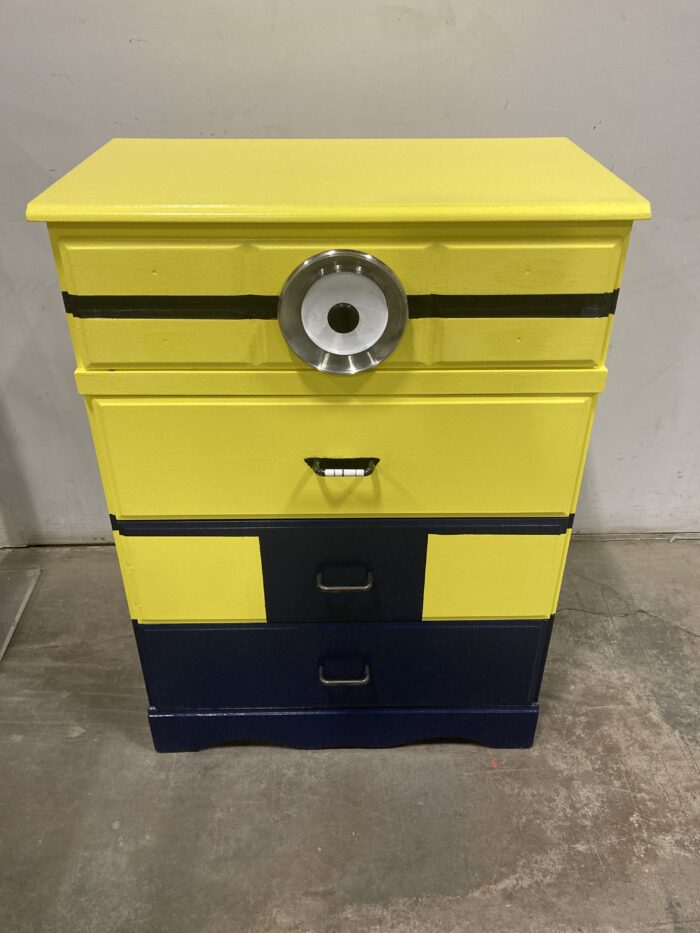 Minion Dresser