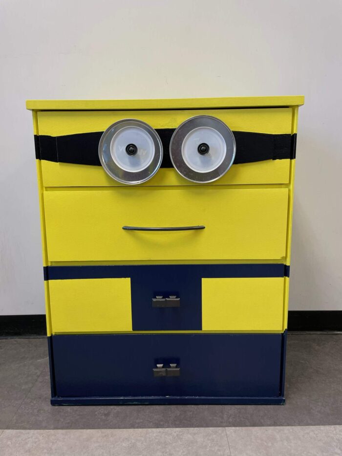 Minion Dresser