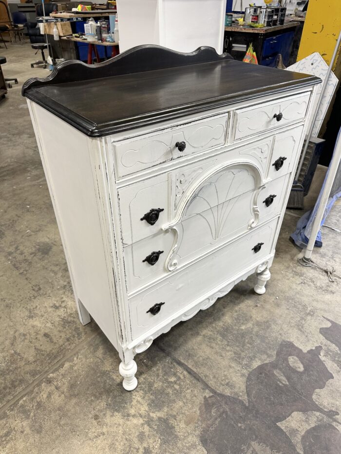 Vintage Farmhouse Dresser - Image 2