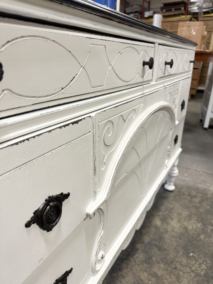 Vintage Farmhouse Dresser - Image 6