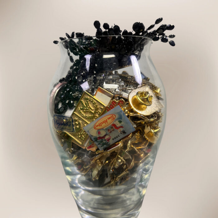 Jar O'Pins