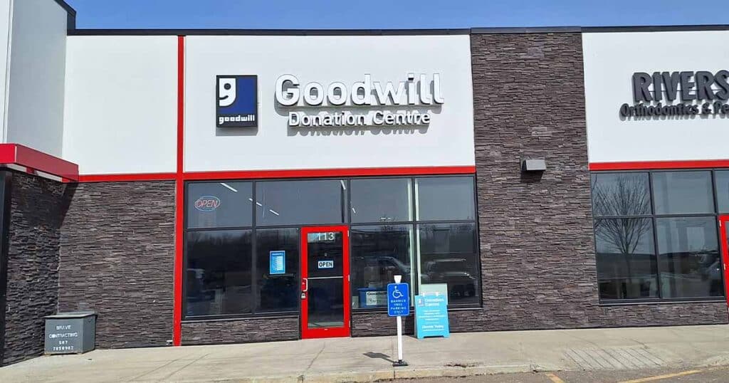 Fort Saskatchewan Heartland Goodwill Donation Centre exterior entrance doors.